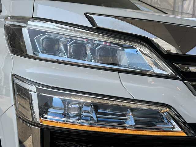 トヨタ ヴェルファイア Z Gエディション 京都府 2019(平31)年 6.8万km ホワイトパールクリスタルシャイン ワンオーナー/純正SDナビ/フルセグTV/モデリスタエアロ/サンルーフ/ＥＴＣ2.0/禁煙車/トヨタセーフティセンス/フリップダウンモニター/（V12T-R68C)/ＢＳＭ/デジタルインナーミラー/Ｄ席ポジションメモリー/前後ドライブレコーダー/ (HDR361GW)/オットマン/3列シート/パワーシート/  D席、N席、2列目/合皮シート/シートヒーター/   D席、N席有/エアシート/   D席、N席有/両側パワースライドドア/バックカメラ/レーンキープアシスト/3眼LED
