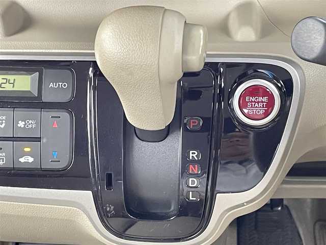 ホンダ Ｎ ＢＯＸ G Lパッケージ 千葉県 2014(平26)年 7.2万km ヒダマリアイボリーパール 社外ナビ/地デジ/左側電動スライドドア/AAC/横滑り防止機能/純正14インチアルミホイール/ヘッドライトレベライザー/ベンチシート/純正フロアマット/ドアバイザー/プッシュスタート/スマートキー/スペアキー1本