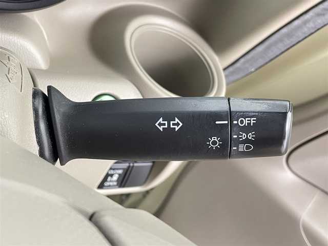 ホンダ Ｎ ＢＯＸ G Lパッケージ 千葉県 2014(平26)年 7.2万km ヒダマリアイボリーパール 社外ナビ/地デジ/左側電動スライドドア/AAC/横滑り防止機能/純正14インチアルミホイール/ヘッドライトレベライザー/ベンチシート/純正フロアマット/ドアバイザー/プッシュスタート/スマートキー/スペアキー1本