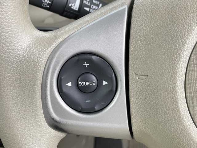 ホンダ Ｎ ＢＯＸ G Lパッケージ 千葉県 2014(平26)年 7.2万km ヒダマリアイボリーパール 社外ナビ/地デジ/左側電動スライドドア/AAC/横滑り防止機能/純正14インチアルミホイール/ヘッドライトレベライザー/ベンチシート/純正フロアマット/ドアバイザー/プッシュスタート/スマートキー/スペアキー1本
