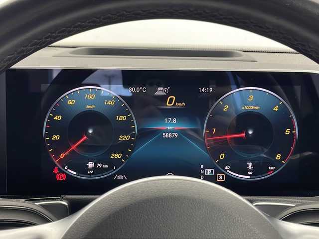 メルセデス・ベンツ ＧＬＢ２００ｄ AMGライン 宮城県 2020(令2)年 5.9万km ポーラホワイト ワンオーナー/パノラミックスライディングルーフ/デジタルインナーミラー/電動リアゲート/純正ナビ/(AM/FM/TV/USB/BT)/全方位カメラ/前後ドライブレコーダー/BSM/レーダークルーズコントロール/パドルシフト/パワーシート/シートメモリー/シートヒーター/プッシュスタート/スマートキー/スペアキー/オートライト/LEDヘッドライト/純正フロアマット/純正19インチアルミホイール