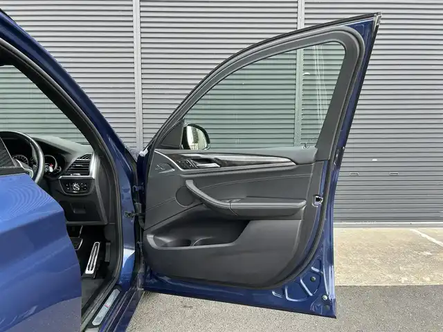 ＢＭＷ Ｘ３ xDrive20d Mスポーツ 茨城県 2019(令1)年 6.3万km 青 ワンオーナー　/黒革　/シートヒーター　/Ｍ付ＰＷシート　/ＨＵＤ　/３６０度カメラ　/ドライビングアシスト　/ＡＣＣ　/ＬＤＷ　/ＬＣＷ　/ＣＴＷ　/ワイヤレス充電　/ナビ　/ＴＶ　/ＢＴ　/ＵＳＢ　/ＤＶＤ　/ＬＥＤ　/ＥＴＣ/禁煙車