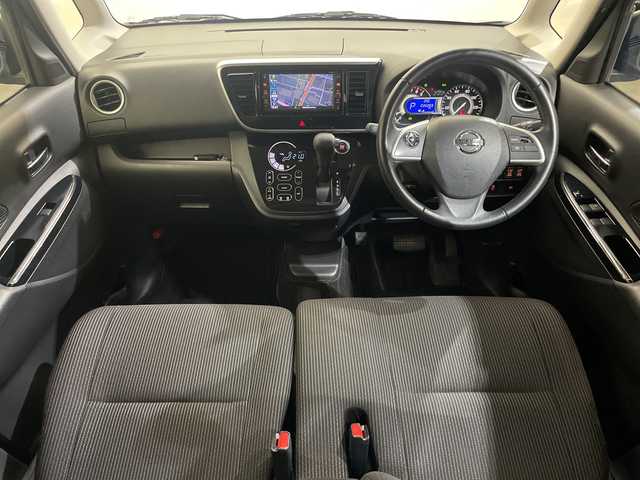 日産 デイズ ルークス ハイウェイスター Gターボ 愛媛県 2017(平29)年 3.6万km チタニウムグレーメタリック ・純正ナビ/フルセグ／Ｂｌｕｅｔｏｏｔｈ/・全方位カメラ/・衝突軽減ブレーキ/・両側パワースライドドア/・クルーズコントロール/・オートマチックハイビーム/・純正１５インチアルミホイール/・ＬＥＤヘッドライト