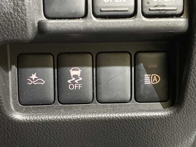 日産 デイズ ルークス ハイウェイスター Gターボ 愛媛県 2017(平29)年 3.6万km チタニウムグレーメタリック ・純正ナビ/フルセグ／Ｂｌｕｅｔｏｏｔｈ/・全方位カメラ/・衝突軽減ブレーキ/・両側パワースライドドア/・クルーズコントロール/・オートマチックハイビーム/・純正１５インチアルミホイール/・ＬＥＤヘッドライト