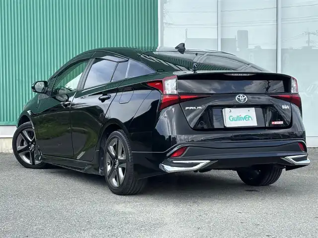 トヨタ プリウス S ツーリングセレクション 福岡県 2021(令3)年 12.4万km アティチュードブラックマイカ シートヒーター/モデリスタエアロ/社外ペダル/エンジンスタートボタン/アイドリンクストップ/Bluetooth接続/ETC/バックモニター/オートライト/オートマチックハイビーム