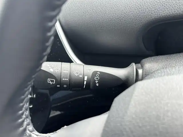 トヨタ プリウス S ツーリングセレクション 福岡県 2021(令3)年 12.4万km アティチュードブラックマイカ シートヒーター/モデリスタエアロ/社外ペダル/エンジンスタートボタン/アイドリンクストップ/Bluetooth接続/ETC/バックモニター/オートライト/オートマチックハイビーム