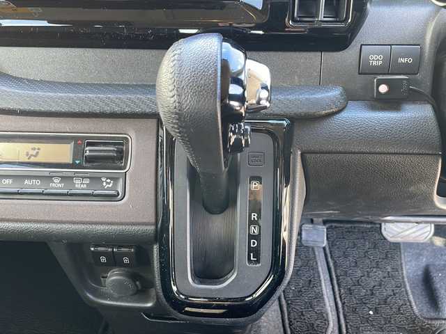 スズキ ソリオ バンディット HV MV 千葉県 2021(令3)年 5.5万km メロウディープレッドパール/ブラック /4WD//禁煙車//ワンオーナー//純正SDナビ//CD/DVD/SD/MSV/USB/BT/フルセグ//全方位カメラ//両側パワースライドドア//純正エンジンスターター//スズキセーフティサポート//デュアルカメラブレーキサポート//レーンキープアシスト//誤発進抑制//レーダークルーズコントロール//ヘッドアップディスプレイ//ビルトインETC//シートヒーター//ミラーヒーター//スマートサーキュレーター//オートライト//LEDヘッドライト//フォグライト//プッシュスタート//純正フロアマット//ドアバイザー//冬タイヤ積込