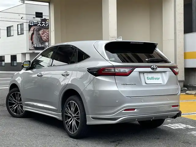 トヨタ ハリアー プログレス メタル&レザーP 静岡県 2017(平29)年 4.5万km シルバーM パノラマルーフ/メーカーナビ/フルセグTV/DVD/CD/SD/MSV/BT/JBLサウンドシステム/全方位カメラ/黒革シート/前席シートヒーター/前席エアシート/前席パワーシート/運転席シートメモリー/モデリスタ19インチAW/パワーバックドア/プリクラッシュセーフティ/レーンキープアシスト/レーダークルーズコントロール/クリアランスソナー/ビルトインETC2.0/3眼LEDヘッドライト/スマートキー×2/カードキー/保証書/取扱説明書/ナビ取扱説明書/R2/4/6/7点検記録簿有