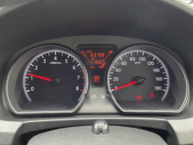 日産 ノート X FOUR 岩手県 2017(平29)年 6.4万km ブリリアントホワイトパール 純正メモリナビ/AM/FM/CD/DVD/Bluetooth/フルセグTV/バックカメラ/ETC/ドライブレコーダー/衝突被害軽減ブレーキ/レーンキープアシスト/横滑り防止装置/オートライト/スマートキー/プッシュスタート/電動格納ミラー/純正フロアマット/純正ドアバイザー