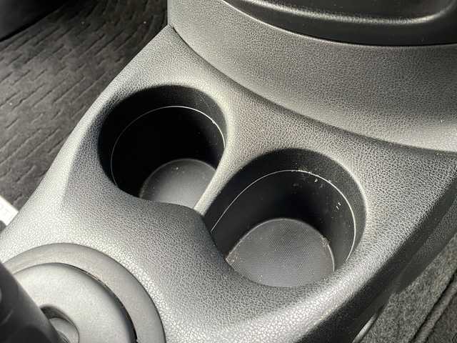 日産 ノート X FOUR 岩手県 2017(平29)年 6.4万km ブリリアントホワイトパール 純正メモリナビ/AM/FM/CD/DVD/Bluetooth/フルセグTV/バックカメラ/ETC/ドライブレコーダー/衝突被害軽減ブレーキ/レーンキープアシスト/横滑り防止装置/オートライト/スマートキー/プッシュスタート/電動格納ミラー/純正フロアマット/純正ドアバイザー