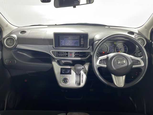 ダイハツ キャスト アクティバ G SAⅢ 沖縄県 2018(平30)年 8.7万km パールホワイトⅢ 県外仕入れ/禁煙車/全方位カメラ/純正ナビ/・ＣＤ／ＤＶＤ／Ｂｌｕｅｔｏｏｔｈ／フルセグＴＶ/ドライブレコーダー前方/ＥＴＣ/ベンチシート/ＡＢＳ/横滑り防止装置/衝突被害軽減システム/オートマチックハイビーム/純正ドアバイザー/オートライト/ステアリングスイッチ/ヘッドライトレベライザー/純正ドアバイザー/電動格納ミラー