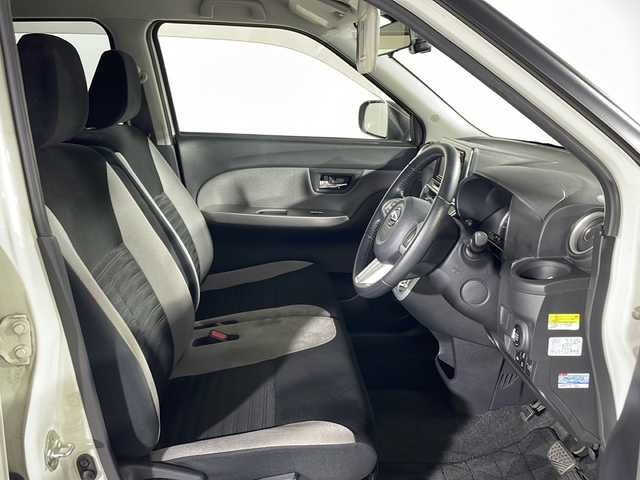 ダイハツ キャスト アクティバ G SAⅢ 沖縄県 2018(平30)年 8.7万km パールホワイトⅢ 県外仕入れ/禁煙車/全方位カメラ/純正ナビ/・ＣＤ／ＤＶＤ／Ｂｌｕｅｔｏｏｔｈ／フルセグＴＶ/ドライブレコーダー前方/ＥＴＣ/ベンチシート/ＡＢＳ/横滑り防止装置/衝突被害軽減システム/オートマチックハイビーム/純正ドアバイザー/オートライト/ステアリングスイッチ/ヘッドライトレベライザー/純正ドアバイザー/電動格納ミラー