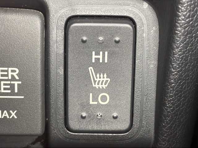 ホンダ Ｎ ＢＯＸ カスタム SSパッケージ 広島県 2016(平28)年 6.4万km プレミアムベルベットパープル・パール 純正ナビ　/両側パワースライドドア　/バックカメラ　/フルセグＴＶ　/シートヒーター　/オートライト　/スマートキー　/ＬＥＤヘッドランプ　/フォグランプ　/ＥＴＣ　/純正14インチアルミホイール/Bluetooth　/盗難防止装置/エアバック（運転席/助手席/サイド）