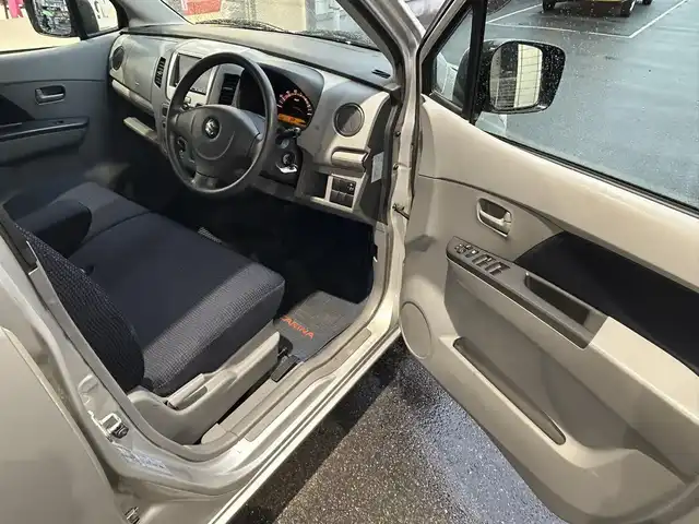 スズキ ワゴンＲ FX 愛知県 2009(平21)年 4.1万km シルキーシルバーメタリック 社外HDDナビ〈AVN558HD〉/電動格納ミラー/キーレスエントリー