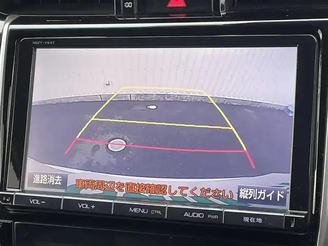 トヨタ ハリアー プレミアム 福岡県 2015(平27)年 6.4万km ホワイトパールクリスタルシャイン ハーフレザー/純正９インチナビ（ＮＳＺＴ－Ｙ６４Ｔ）/フルセグTV/CD/DVD/BT/SD/AM/FM/バック／サイドカメラ/パワーバックドア/レーンアシスト/クルーズコントロール/パワーシート/エアロ/純正アルミ/ＥＴＣ/アイドリングストップ/スマートキー/プッシュスタート/オートハイビーム/フォグランプ