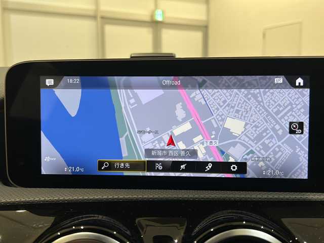 メルセデス・ベンツ Ａ２００ｄ AMGライン 新潟県 2020(令2)年 4万km デジタルホワイト オプション/レーダーセーフティーパッケージ/・アクティブディスタンス・ディストロニック（自動再発進機能付き/・アクティブブレーキ（歩行者・飛び出し検知機能付き）/・アクティブブラインドスポットアシスト/・アクティブレーンキーピングアシスト/・アクティブステアリングアシスト/ナビゲーションパッケージ/AMGスタイリングパッケージ/・DINAMICAシート/・18インチAMG5ツインスポークアルミホイール/・マルチビームLEDヘッドライト/・アダプティブハイビームアシスト・プラス/アイドリングストップ/シートヒーター/アダプティブクルーズコントロール/バックカメラ/前後ドライブレコーダー/フルセグＴＶ/Bluetooth/パワーシート/USB×2/フロアマット/ETC/取扱説明書/保証書/スペアキー