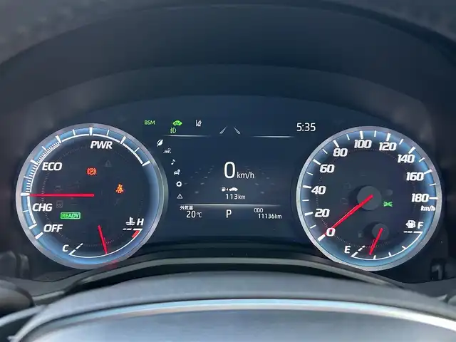 トヨタ クラウン ハイブリッド RS アドバンス 大阪府 2018(平30)年 1.2万km ホワイトパールクリスタルシャイン 純正メーカーナビ/　【フルセグTV/CD・DVD/Bluetooth】/パノラミックビューモニター/ハーフレザーシート/運転席・助手席パワーシート　/ステアリングチルト機能/ステアリングテレスコピック機構/パーキングアシスト/レーダークルーズコントロール/コーナーセンサー/ブレーキアシスト/横滑り防止システム/レーンキープアシスト/プリクラッシュセーフティ/盗難防止システム/ブラインドスポットモニター/UVカットガラス/プライバシーガラス/ナイトビジョン/MTモード付AT/ETC2.0