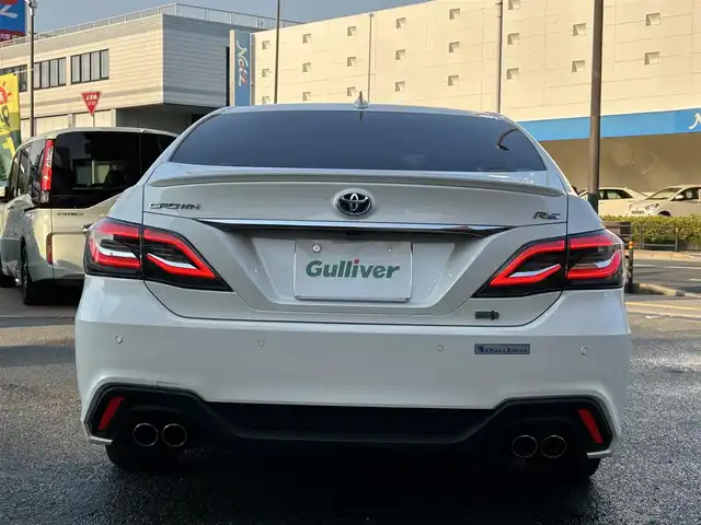トヨタ クラウン ハイブリッド RS アドバンス 大阪府 2018(平30)年 1.2万km ホワイトパールクリスタルシャイン 純正メーカーナビ/　【フルセグTV/CD・DVD/Bluetooth】/パノラミックビューモニター/ハーフレザーシート/運転席・助手席パワーシート　/ステアリングチルト機能/ステアリングテレスコピック機構/パーキングアシスト/レーダークルーズコントロール/コーナーセンサー/ブレーキアシスト/横滑り防止システム/レーンキープアシスト/プリクラッシュセーフティ/盗難防止システム/ブラインドスポットモニター/UVカットガラス/プライバシーガラス/ナイトビジョン/MTモード付AT/ETC2.0