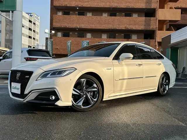 トヨタ クラウン ハイブリッド RS アドバンス 大阪府 2018(平30)年 1.2万km ホワイトパールクリスタルシャイン 純正メーカーナビ/　【フルセグTV/CD・DVD/Bluetooth】/パノラミックビューモニター/ハーフレザーシート/運転席・助手席パワーシート　/ステアリングチルト機能/ステアリングテレスコピック機構/パーキングアシスト/レーダークルーズコントロール/コーナーセンサー/ブレーキアシスト/横滑り防止システム/レーンキープアシスト/プリクラッシュセーフティ/盗難防止システム/ブラインドスポットモニター/UVカットガラス/プライバシーガラス/ナイトビジョン/MTモード付AT/ETC2.0