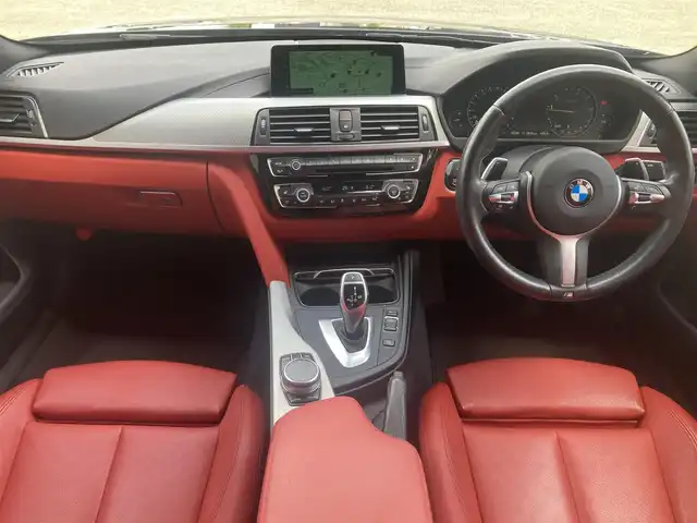 ＢＭＷ ４２０ｉ xDrive グランクーペ Mスポーツ 熊本県 2017(平29)年 3.2万km カーボンブラックM ・スマートキー/・プッシュスタート/・インテリジェントセーフティ/・レーンキープアシスト/・ブラインドスポットモニター/・クルーズコントロール(追従式)/・赤革シート/・前席パワーシート/・前席シートヒーター /・純正HDDナビ/　【DVD・Bluetooth・USB・MSV】/・フルセグTV/・バックカメラ/・ETC/・パワーバックドア/・LEDヘッドランプ/・LEDフォグランプ/・純正マット/・保証書/取説
