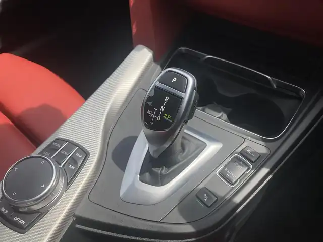 ＢＭＷ ４２０ｉ xDrive グランクーペ Mスポーツ 熊本県 2017(平29)年 3.2万km カーボンブラックM ・スマートキー/・プッシュスタート/・インテリジェントセーフティ/・レーンキープアシスト/・ブラインドスポットモニター/・クルーズコントロール(追従式)/・赤革シート/・前席パワーシート/・前席シートヒーター /・純正HDDナビ/　【DVD・Bluetooth・USB・MSV】/・フルセグTV/・バックカメラ/・ETC/・パワーバックドア/・LEDヘッドランプ/・LEDフォグランプ/・純正マット/・保証書/取説