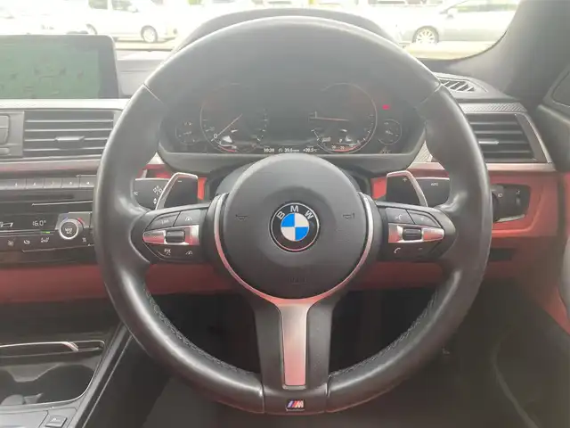 ＢＭＷ ４２０ｉ xDrive グランクーペ Mスポーツ 熊本県 2017(平29)年 3.2万km カーボンブラックM ・スマートキー/・プッシュスタート/・インテリジェントセーフティ/・レーンキープアシスト/・ブラインドスポットモニター/・クルーズコントロール(追従式)/・赤革シート/・前席パワーシート/・前席シートヒーター /・純正HDDナビ/　【DVD・Bluetooth・USB・MSV】/・フルセグTV/・バックカメラ/・ETC/・パワーバックドア/・LEDヘッドランプ/・LEDフォグランプ/・純正マット/・保証書/取説