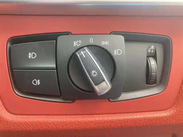 ＢＭＷ ４２０ｉ xDrive グランクーペ Mスポーツ 熊本県 2017(平29)年 3.2万km カーボンブラックM ・スマートキー/・プッシュスタート/・インテリジェントセーフティ/・レーンキープアシスト/・ブラインドスポットモニター/・クルーズコントロール(追従式)/・赤革シート/・前席パワーシート/・前席シートヒーター /・純正HDDナビ/　【DVD・Bluetooth・USB・MSV】/・フルセグTV/・バックカメラ/・ETC/・パワーバックドア/・LEDヘッドランプ/・LEDフォグランプ/・純正マット/・保証書/取説
