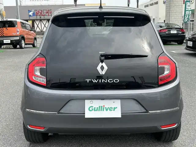ルノー トゥインゴ サンドレ 奈良県 2020(令2)年 4.4万km グレーＭ ワンオーナー　/ディスプレイオーディオ /(AppleCarPlay/AUX/FM/AM) /バックカメラ /車線逸脱警報 /クリアランスソナー /クルーズコントロール/ハーフレザーシート /前席シートヒーター /ETC /前後ドライブレコーダー /トノカバー/オートライト/フォグライト