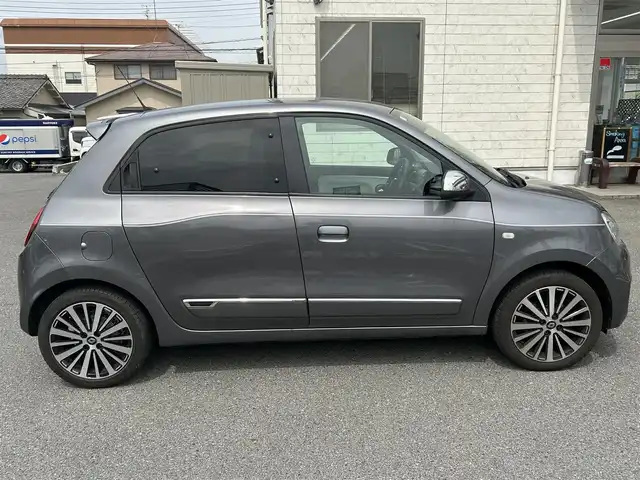 ルノー トゥインゴ サンドレ 奈良県 2020(令2)年 4.4万km グレーＭ ワンオーナー　/ディスプレイオーディオ /(AppleCarPlay/AUX/FM/AM) /バックカメラ /車線逸脱警報 /クリアランスソナー /クルーズコントロール/ハーフレザーシート /前席シートヒーター /ETC /前後ドライブレコーダー /トノカバー/オートライト/フォグライト