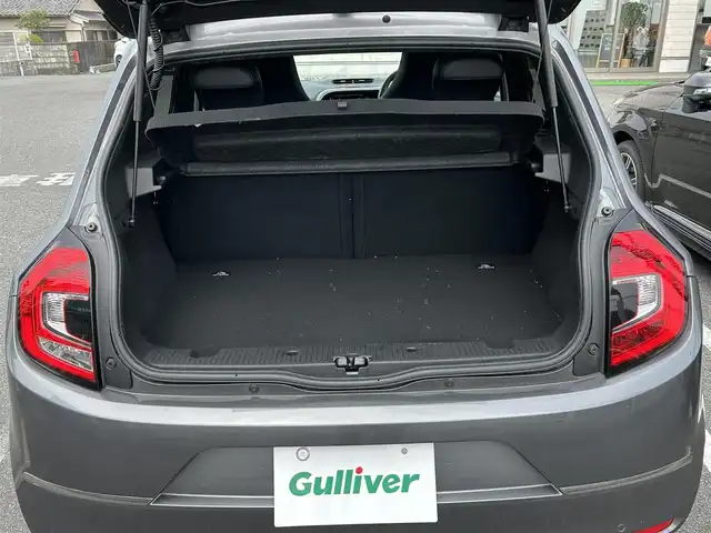 ルノー トゥインゴ サンドレ 奈良県 2020(令2)年 4.4万km グレーＭ ワンオーナー　/ディスプレイオーディオ /(AppleCarPlay/AUX/FM/AM) /バックカメラ /車線逸脱警報 /クリアランスソナー /クルーズコントロール/ハーフレザーシート /前席シートヒーター /ETC /前後ドライブレコーダー /トノカバー/オートライト/フォグライト