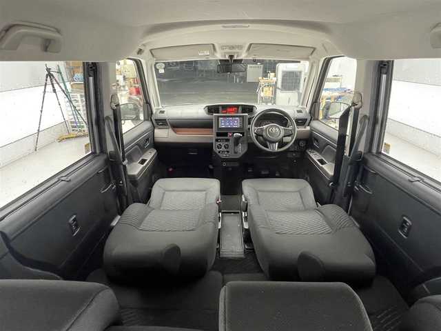 トヨタ ルーミー X S 福岡県 2020(令2)年 9.2万km ブライトシルバーM ディーラーオプションナビ/地デジ視聴可/パワースライドドア/バックモニター/ETC/衝突回避支援ブレーキ機能/衝突警報機能/車線逸脱警報機能/誤発進抑制制御機能/先行車発進お知らせ機能/オートハイビーム/コーナーセンサー/オートライト/スマートキーシステム/SRSエアバック（運転席・助手席）