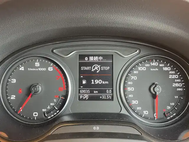 アウディ Ａ３ セダン 1．4 TFSIシリンダーオンデマンド 愛知県 2014(平26)年 6.9万km グレイシアホワイトメタリック 純正ナビ/CD/DVD/SD/BT/バックカメラ/フルセグTV/アクティブクルーズコントロール/パドルシフト/アウディプレセンス/AUDIドライブセレクト/ドライブレコーダー/アドバンストキー/HIDヘッドライト/純正17インチAW/保証書/取扱説明書
