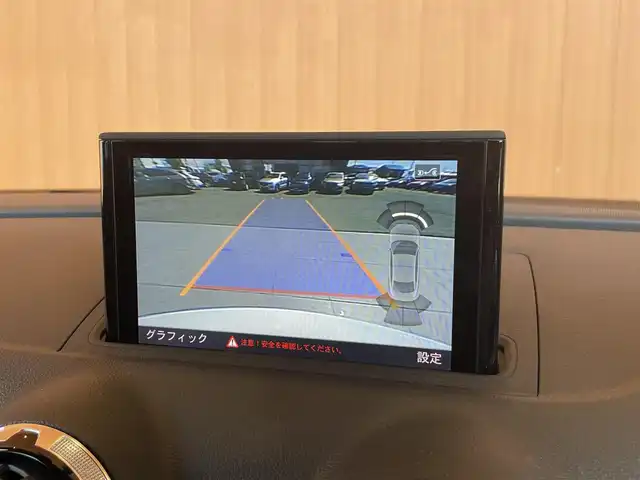 アウディ Ａ３ セダン 1．4 TFSIシリンダーオンデマンド 愛知県 2014(平26)年 6.9万km グレイシアホワイトメタリック 純正ナビ/CD/DVD/SD/BT/バックカメラ/フルセグTV/アクティブクルーズコントロール/パドルシフト/アウディプレセンス/AUDIドライブセレクト/ドライブレコーダー/アドバンストキー/HIDヘッドライト/純正17インチAW/保証書/取扱説明書