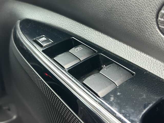 日産 デイズ ルークス ハイウェイスター Xターボ 栃木県 2019(令1)年 5.9万km プレミアムオリーブメタリック エマージェンシーブレーキ/純正メモリナビ/フルセグＴＶ/DVD/Bluetooth/アラウンドビューモニター/ETC2.0/360°ドライブレコーダー/パワースライドドア/LEDヘッドライト/オートハイビーム/フォグランプ/アイドリングストップ/スマートキー/スペアキー/ロールサンシェード/AAC/横滑り防止装置