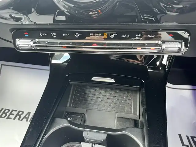 メルセデス・ベンツ ＣＬＡ２００ｄ Sブレーク AMGライン 滋賀県 2021(令3)年 2.8万km デジタルホワイト 純正ナビ/フルセグTV/バックカメラ/Bluetooth/レーダーセーフティパッケージ/ACC/ブラインドスポット/レーンキープアシスト/黒半革/・前席シートヒーター/・前席メモリー付きパワーシート/純正18インチAW/アンビエントライト/パワーバックドア/純正マルチLED/ETC2.0/スマートキー
