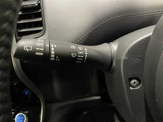 日産 セレナ e－パワー ハイウェイスター V 福岡県 2019(令1)年 4万km ブリリアントホワイトパール 純正9インチナビ/CD/DVD/Bluetooth/全方位モニター/プロパイロット/ETC/オートライト/LEDヘッドライト/両側パワースライドドア/ハンズフリースライドドア/衝突軽減ブレーキ/レーンキープアシスト/ステアリングスイッチ/電動パーキングブレーキ/電動格納ミラー/純正アルミホイール/純正フロアマット