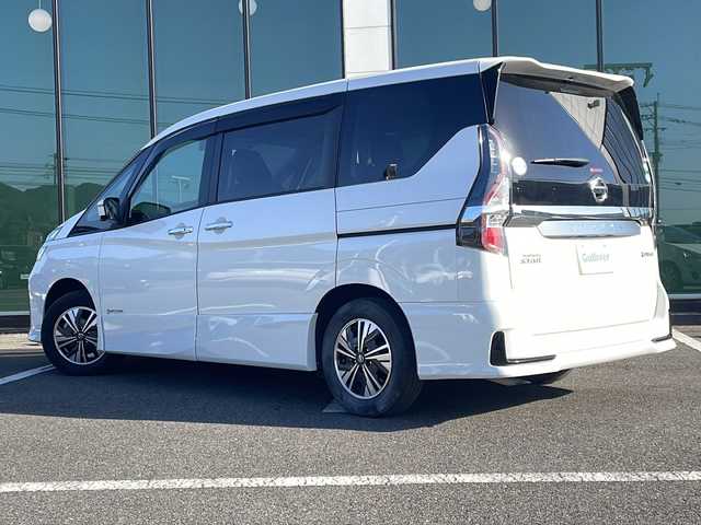 日産 セレナ e－パワー ハイウェイスター V 福岡県 2019(令1)年 4万km ブリリアントホワイトパール 純正9インチナビ/CD/DVD/Bluetooth/全方位モニター/プロパイロット/ETC/オートライト/LEDヘッドライト/両側パワースライドドア/ハンズフリースライドドア/衝突軽減ブレーキ/レーンキープアシスト/ステアリングスイッチ/電動パーキングブレーキ/電動格納ミラー/純正アルミホイール/純正フロアマット