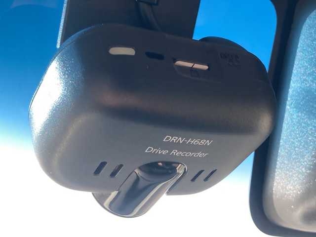 ダイハツ タント カスタムX トップED VS SAⅢ 岐阜県 2019(平31)年 12.9万km パールホワイトⅢ 登録時走行距離129044km/純正８型ナビ/全方位カメラ/フルセグＴＶ/両側パワースライドドア/ハーフレザーシート/ドライブレコーダー/ＵＳＢ/ＥＴＣ/HDMI/Ｂｌｕｅ　ｔｏｏｔｈ/純正フロアマット/純正アルミホイール/ドアバイザー/プッシュスタート/スマートキー/オートエアコン/ABS/横滑り防止装置/コーナーセンサー/レーンキープアシスト/盗難防止装置/オートライト/オートマチックハイビーム/LEDヘッドライト/フォグランプ/エアバッグ/衝突被害軽減システム