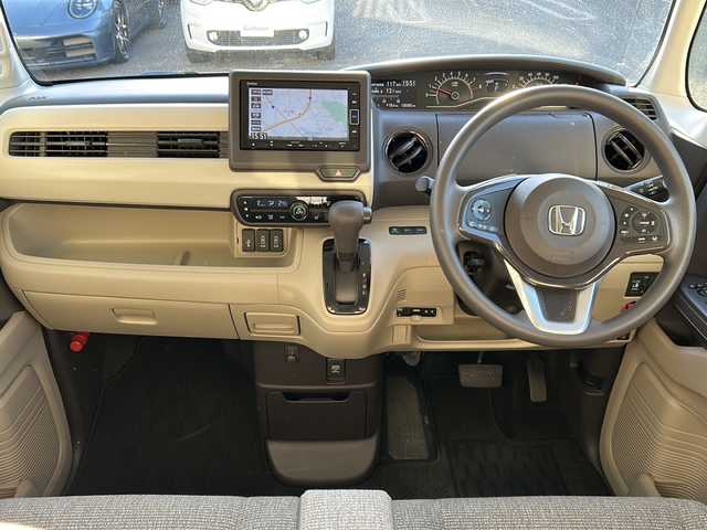 ホンダ Ｎ ＢＯＸ G L ホンダセンシング 埼玉県 2020(令2)年 13.1万km プレミアムアイボリーパールⅡ 純正ナビ /(USB/DVD/CD/FM/AM/フルセグ/SD/Bluetooth)/バックカメラ /ETC　/片側スライドオートライト　/プッシュスタート　/アイドリングストップ　/TRC /レーンキープアシスト　/衝突軽減ブレーキ　/ステアリングスイッチ　/クルコン追従有　/電動格納ミラー　/シートヒーター(D)/純正フロア　/LED/ISOFIX/ドアバイザー/サンシェード