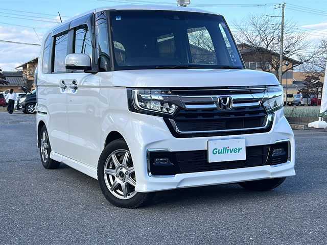 ホンダ Ｎ ＢＯＸ カスタム L ターボ 群馬県 2021(令3)年 2.1万km プラチナホワイトパール ・ドアバイザー/・クルーズコントロール/・スタートボタン/・パドルシフト/・社外ナビ/・純フロアマット/・Pスライド/・バックカメラ/・フルフラットシート/・オートライト/・PW/・ワンセグTV/・両側パワースライド/・プリクラッシュ