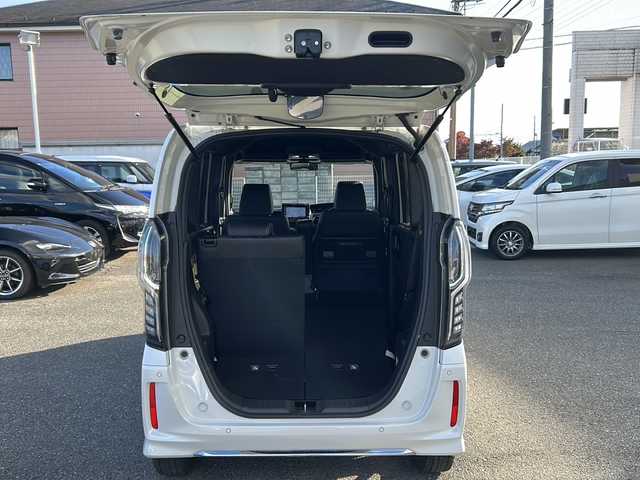 ホンダ Ｎ ＢＯＸ カスタム L ターボ 群馬県 2021(令3)年 2.1万km プラチナホワイトパール ・ドアバイザー/・クルーズコントロール/・スタートボタン/・パドルシフト/・社外ナビ/・純フロアマット/・Pスライド/・バックカメラ/・フルフラットシート/・オートライト/・PW/・ワンセグTV/・両側パワースライド/・プリクラッシュ