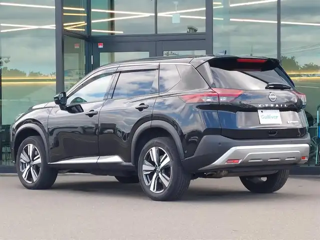 日産 エクストレイル G 東京都 2022(令4)年 3.4万km ダイヤモンドブラック 純正１２．３インチナビ/アラウンドビューモニター/プロパイロット/ブラインドスポットモニター/デジタルインナーミラー/ヘッドアップディスプレイ/パワーバックドア/シートヒーター/パワーシート/前後ドライブレコーダー/ETC2.0/ワイヤレス充電器/オートマチックハイビーム/LEDヘッドライト/コーナーセンサー/純正AW/純正フロアマット/禁煙車