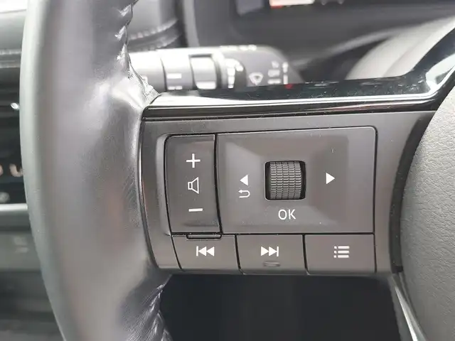 日産 エクストレイル G 東京都 2022(令4)年 3.4万km ダイヤモンドブラック 純正１２．３インチナビ/アラウンドビューモニター/プロパイロット/ブラインドスポットモニター/デジタルインナーミラー/ヘッドアップディスプレイ/パワーバックドア/シートヒーター/パワーシート/前後ドライブレコーダー/ETC2.0/ワイヤレス充電器/オートマチックハイビーム/LEDヘッドライト/コーナーセンサー/純正AW/純正フロアマット/禁煙車