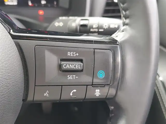 日産 エクストレイル G 東京都 2022(令4)年 3.4万km ダイヤモンドブラック 純正１２．３インチナビ/アラウンドビューモニター/プロパイロット/ブラインドスポットモニター/デジタルインナーミラー/ヘッドアップディスプレイ/パワーバックドア/シートヒーター/パワーシート/前後ドライブレコーダー/ETC2.0/ワイヤレス充電器/オートマチックハイビーム/LEDヘッドライト/コーナーセンサー/純正AW/純正フロアマット/禁煙車