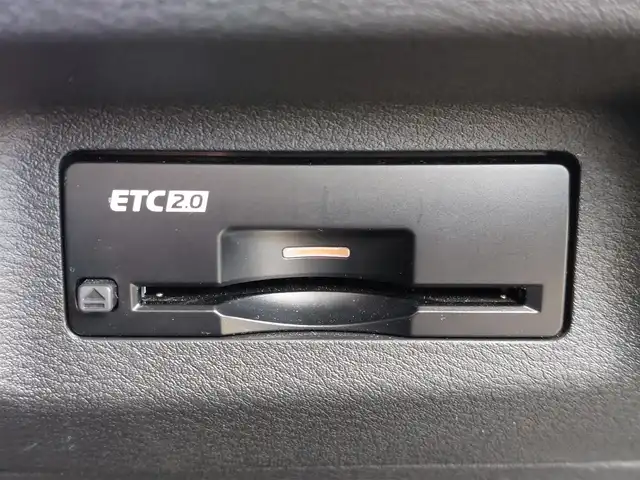 日産 エクストレイル G 東京都 2022(令4)年 3.4万km ダイヤモンドブラック 純正１２．３インチナビ/アラウンドビューモニター/プロパイロット/ブラインドスポットモニター/デジタルインナーミラー/ヘッドアップディスプレイ/パワーバックドア/シートヒーター/パワーシート/前後ドライブレコーダー/ETC2.0/ワイヤレス充電器/オートマチックハイビーム/LEDヘッドライト/コーナーセンサー/純正AW/純正フロアマット/禁煙車