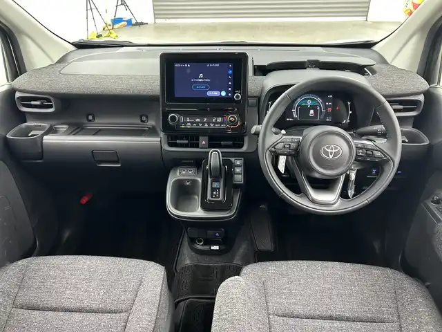 トヨタ シエンタ ハイブリッド Z 三重県 2022(令4)年 4万km ホワイトパールクリスタルシャイン /禁煙車//純正９型オーディオ（ナビ／ＢＴ／フルセグＴＶ／Ａｐｐｌｅｃａｒｐｌａｙ／ＡｎｄｏｒｏｉｄＡｕｔｏ）　//バックカメラ　//ＢＳＭ　//両側パワスラ //ETC2.0 //レーダークルコン// LEDヘッドライト //オートライト //オートハイビーム //前後コーナーセンサー//スマートキー //スペアーキー