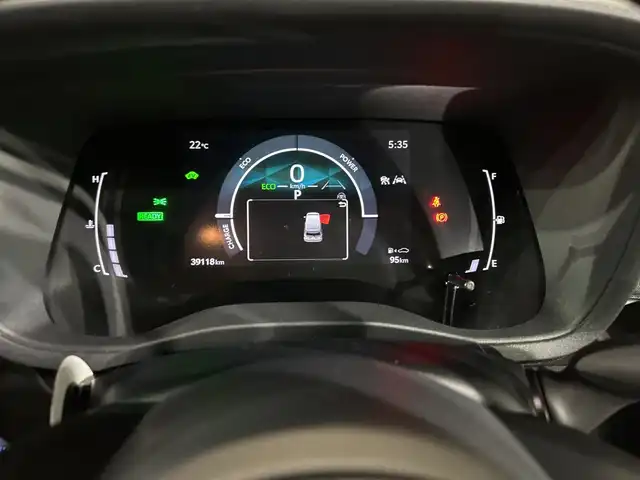 トヨタ シエンタ ハイブリッド Z 三重県 2022(令4)年 4万km ホワイトパールクリスタルシャイン /禁煙車//純正９型オーディオ（ナビ／ＢＴ／フルセグＴＶ／Ａｐｐｌｅｃａｒｐｌａｙ／ＡｎｄｏｒｏｉｄＡｕｔｏ）　//バックカメラ　//ＢＳＭ　//両側パワスラ //ETC2.0 //レーダークルコン// LEDヘッドライト //オートライト //オートハイビーム //前後コーナーセンサー//スマートキー //スペアーキー