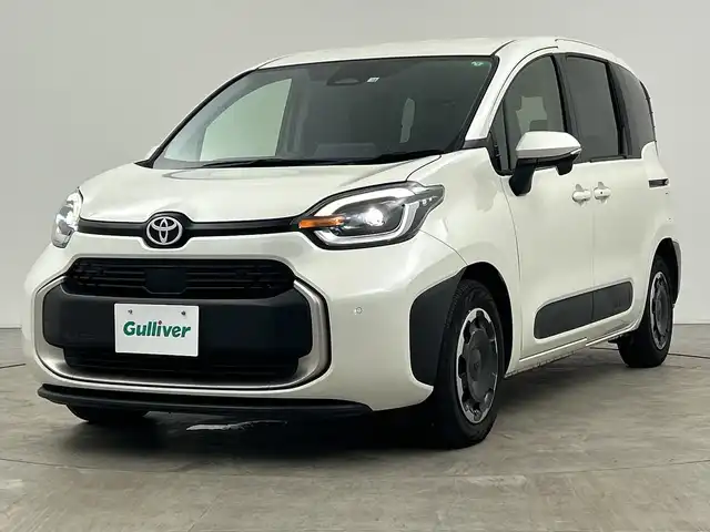 トヨタ シエンタ ハイブリッド Z 三重県 2022(令4)年 4万km ホワイトパールクリスタルシャイン /禁煙車//純正９型オーディオ（ナビ／ＢＴ／フルセグＴＶ／Ａｐｐｌｅｃａｒｐｌａｙ／ＡｎｄｏｒｏｉｄＡｕｔｏ）　//バックカメラ　//ＢＳＭ　//両側パワスラ //ETC2.0 //レーダークルコン// LEDヘッドライト //オートライト //オートハイビーム //前後コーナーセンサー//スマートキー //スペアーキー