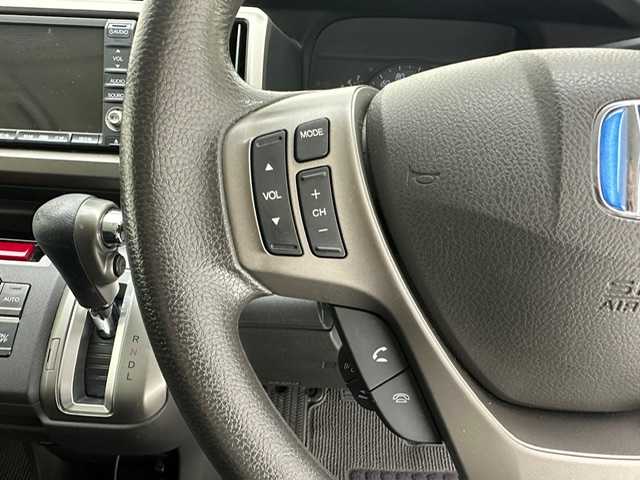 ホンダ ステップワゴン G インターナビコンフォートセレ 兵庫県 2012(平24)年 10.9万km ホワイトオーキッドパール 純正ナビ＆フルセグTV/（CD＆DVD＆MSV）/バックカメラ/両側パワースライドドア/クルーズコントロール/社外17inアルミホイール/モデューロエアロ/ETC/ドアバイザー/純正フロアマット/オートライト/HIDライト/電動格納ミラー/