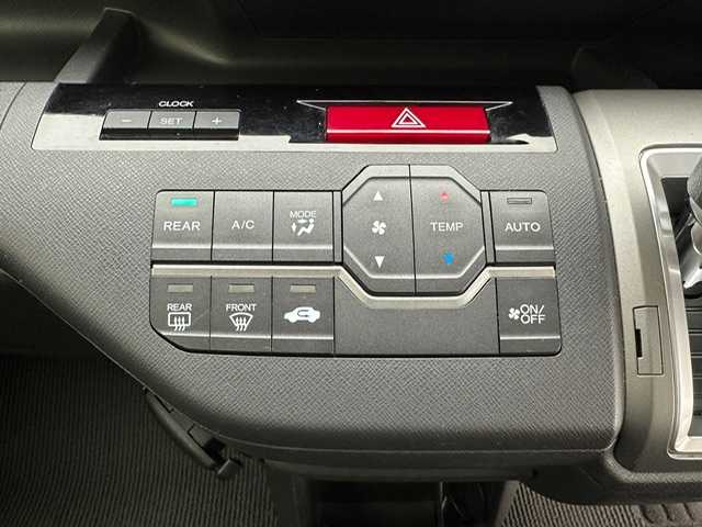 ホンダ ステップワゴン G インターナビコンフォートセレ 兵庫県 2012(平24)年 10.9万km ホワイトオーキッドパール 純正ナビ＆フルセグTV/（CD＆DVD＆MSV）/バックカメラ/両側パワースライドドア/クルーズコントロール/社外17inアルミホイール/モデューロエアロ/ETC/ドアバイザー/純正フロアマット/オートライト/HIDライト/電動格納ミラー/